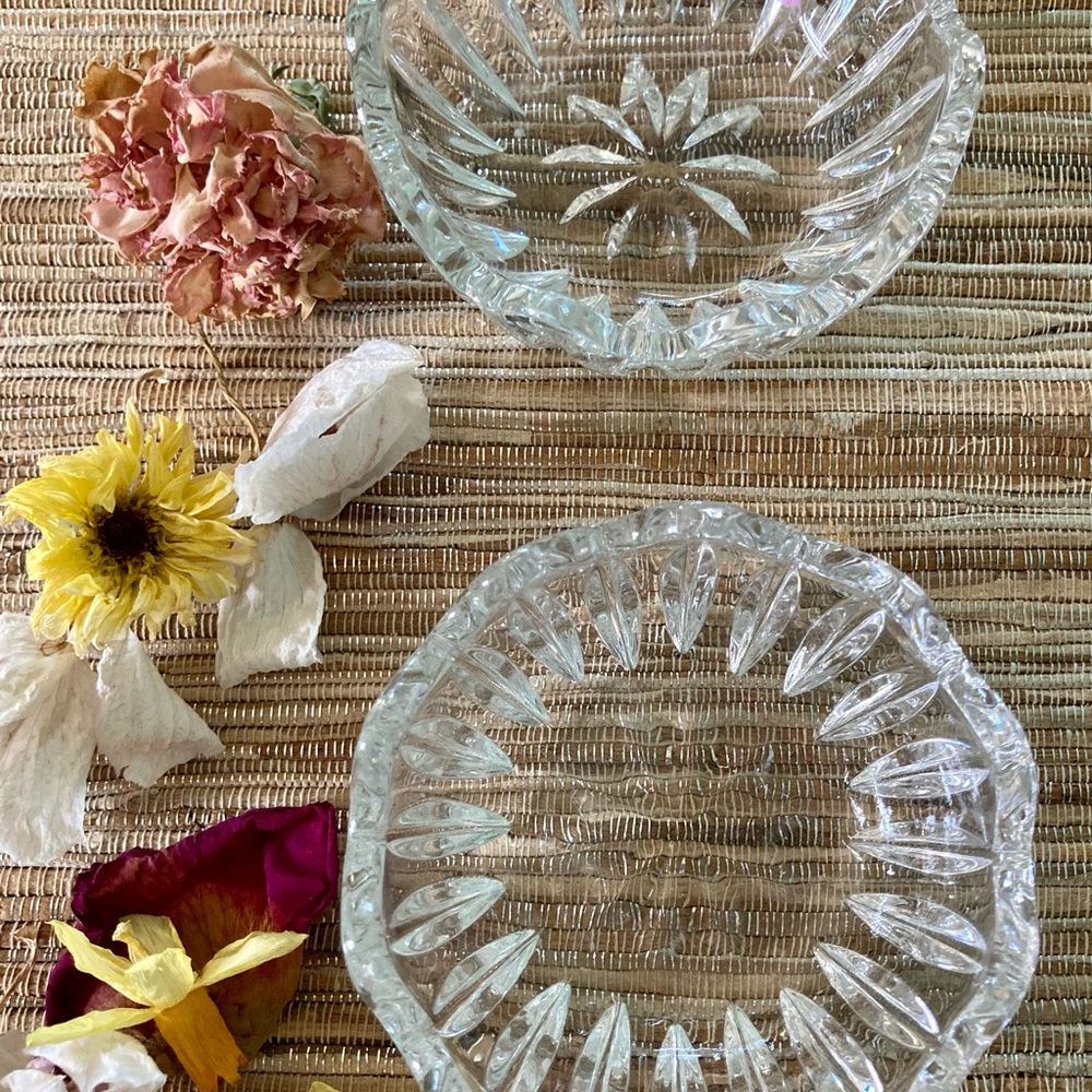 Vintage Zajecar Yugoslavian crystal potpourri/trinket dish